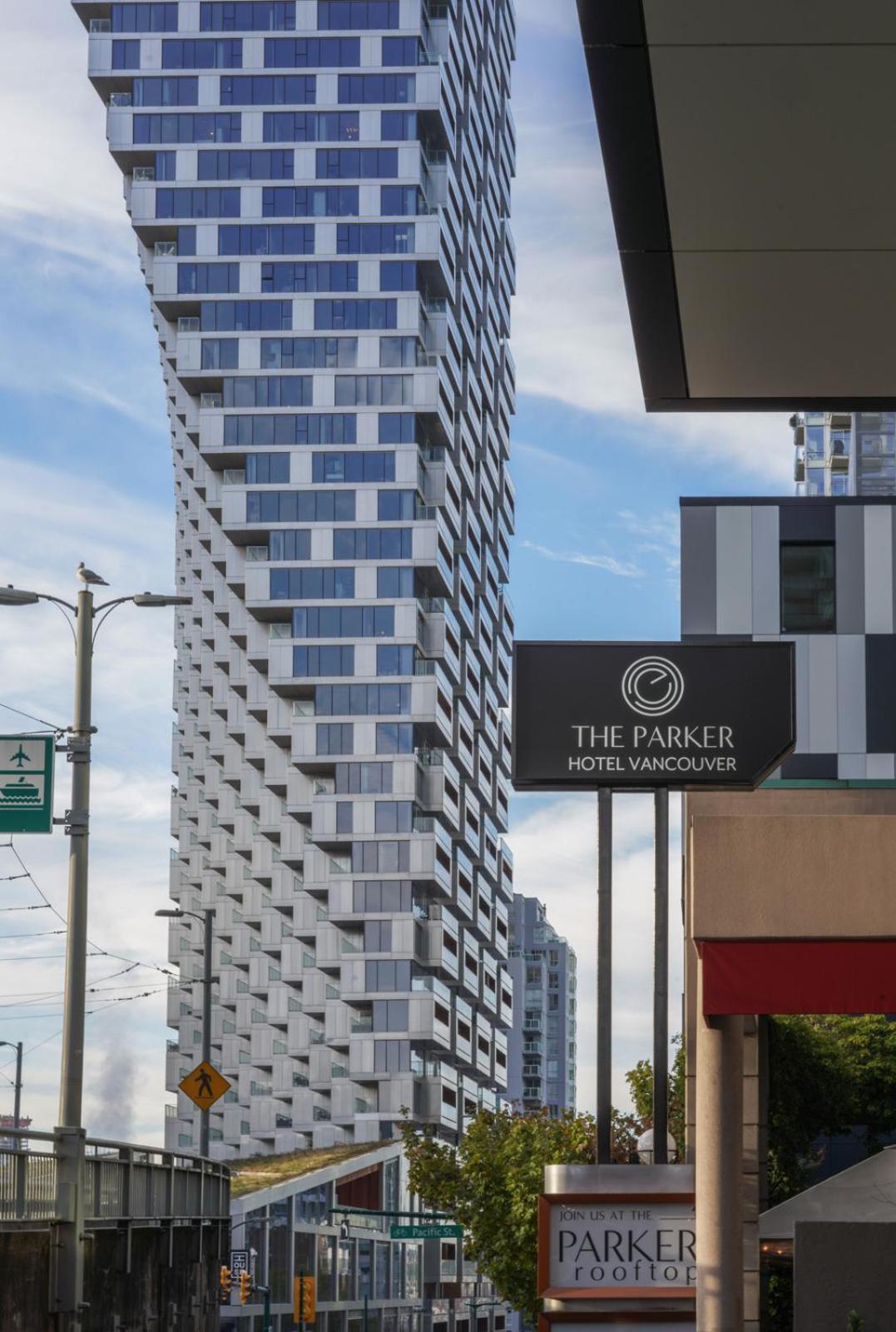 The Parker Hotel And Rooftop Ванкувър Екстериор снимка